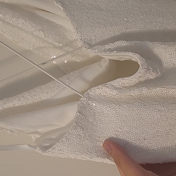 Sequin White Bodycon Cowl Neck Mini Dress With Criss Cross Back Size Medium - Picture 6 of 7